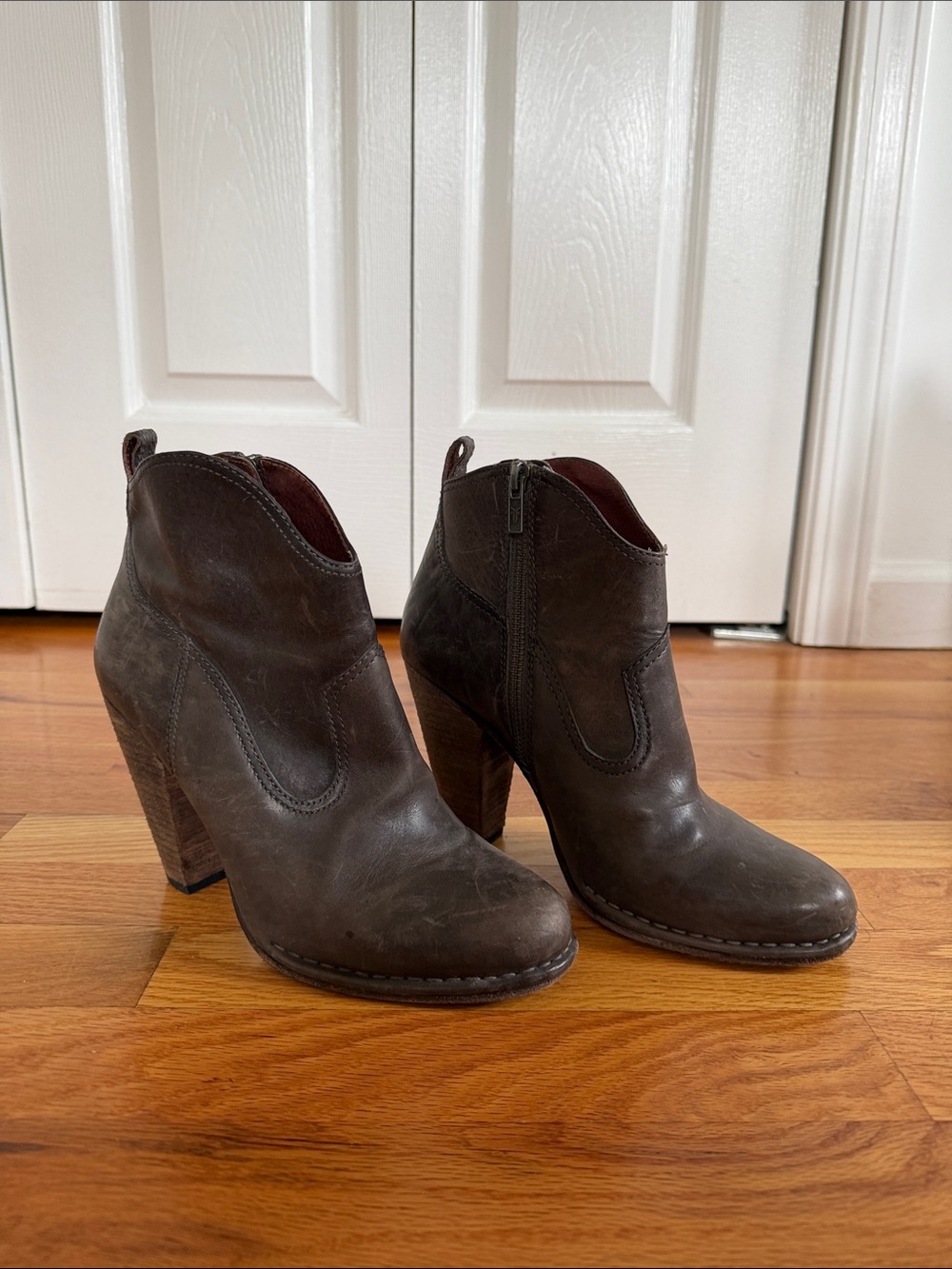 Women's Dark Gray Frye Leather Ankle Booties with Stacked Heel